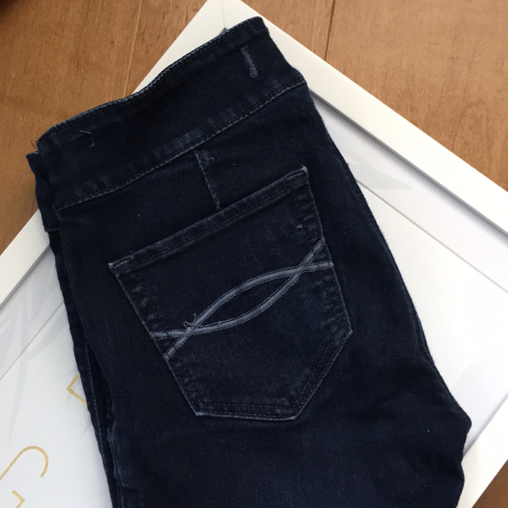 Abercrombie & Fitch dark wash mid rise jeggings - Picture 2 of 6